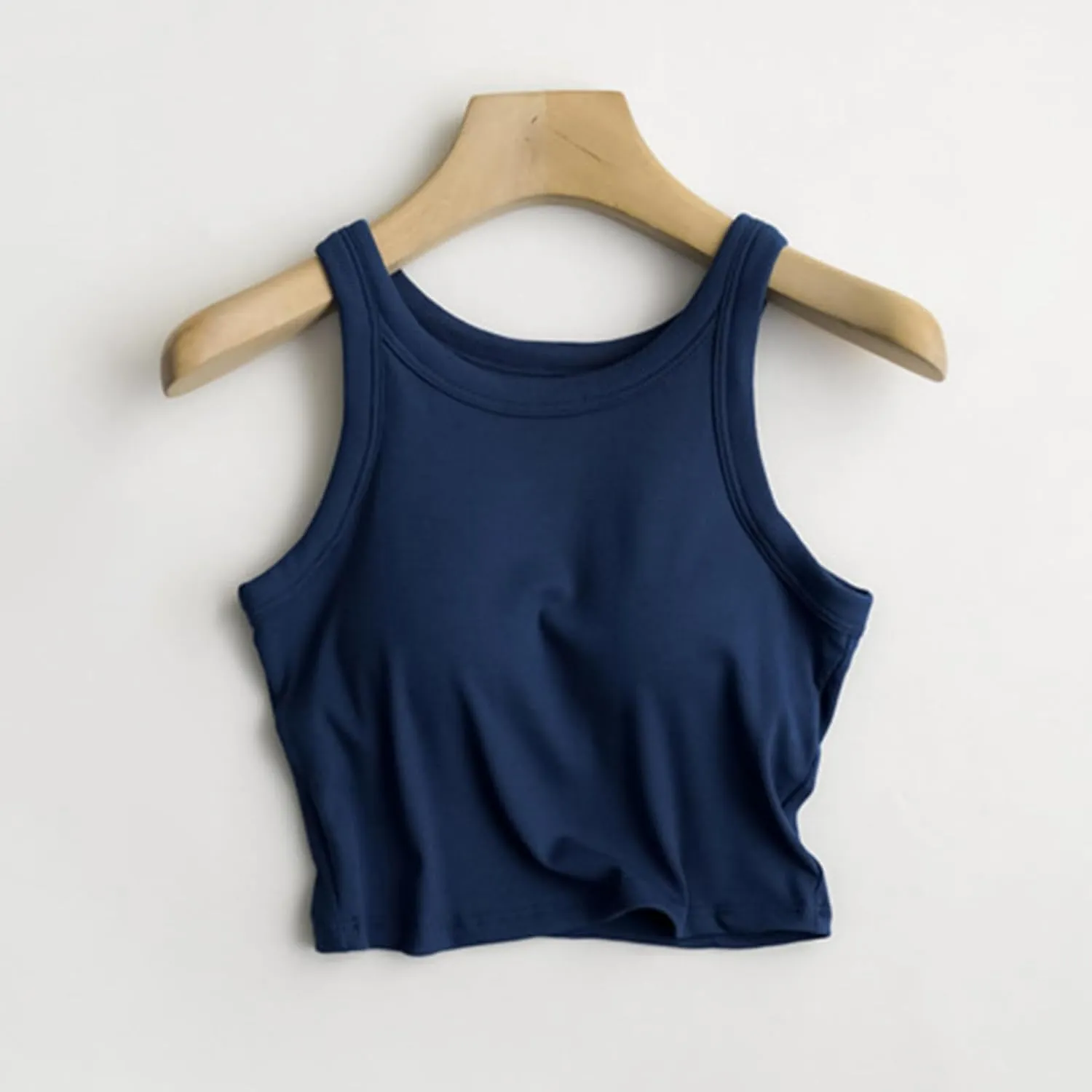 Camisole Tops for Women Built in Bra Spaghetti Strap Workout Yoga Shirts Basic Padded Tank Tops 2025 Summer Clothes