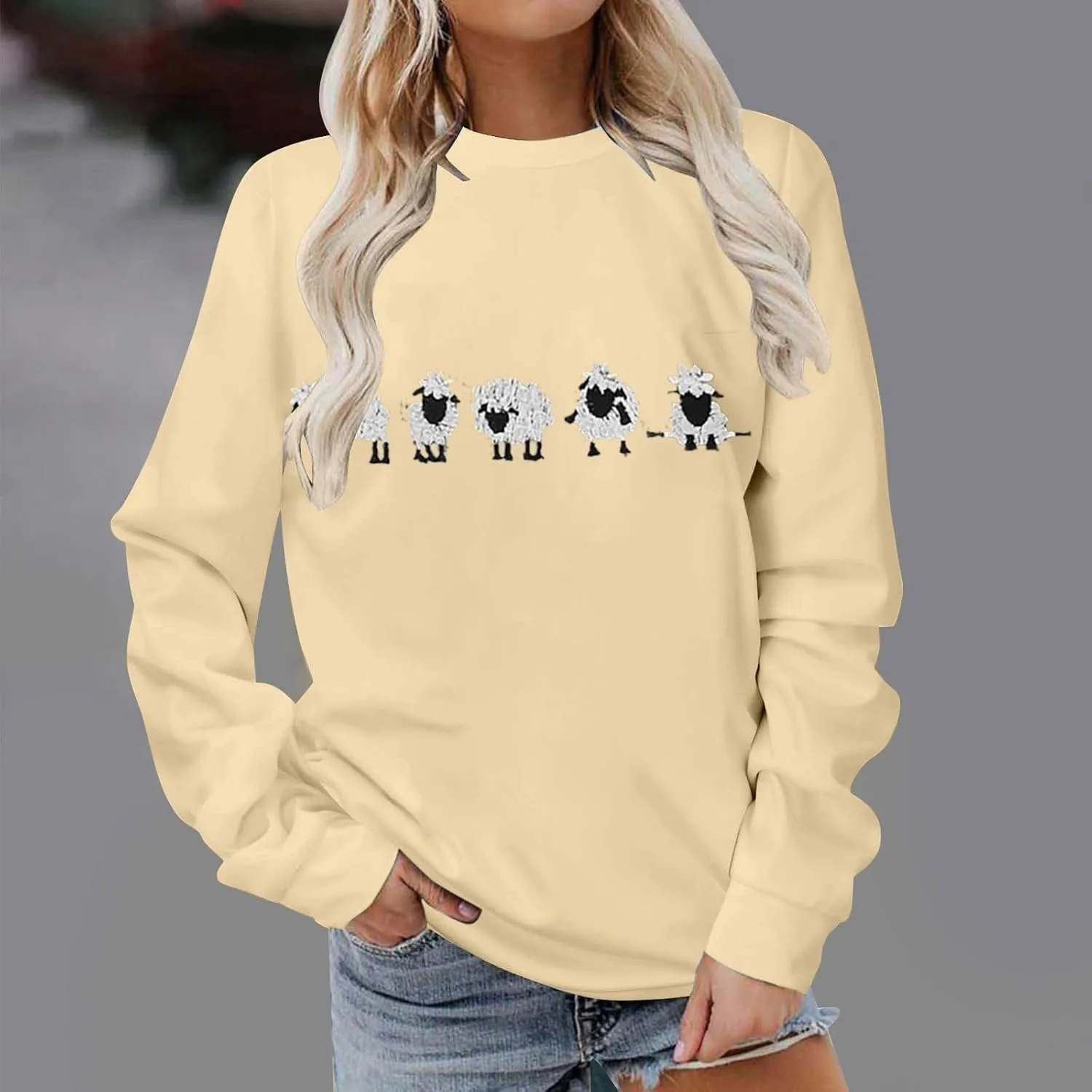 Cute Farm Animal Sweatshirt for Womens Funny Cute Sheep Animal Graphic Shirts Long Sleeve Crewneck Pullover Tops