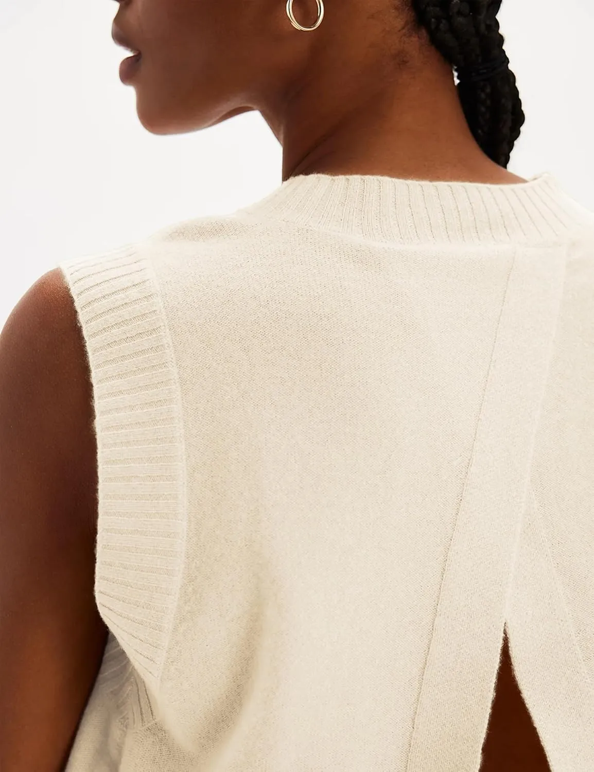 Gozoloma Women's Backless Cropped Sweater Vest Sleeveless Tank Tops with Overlapping Panels