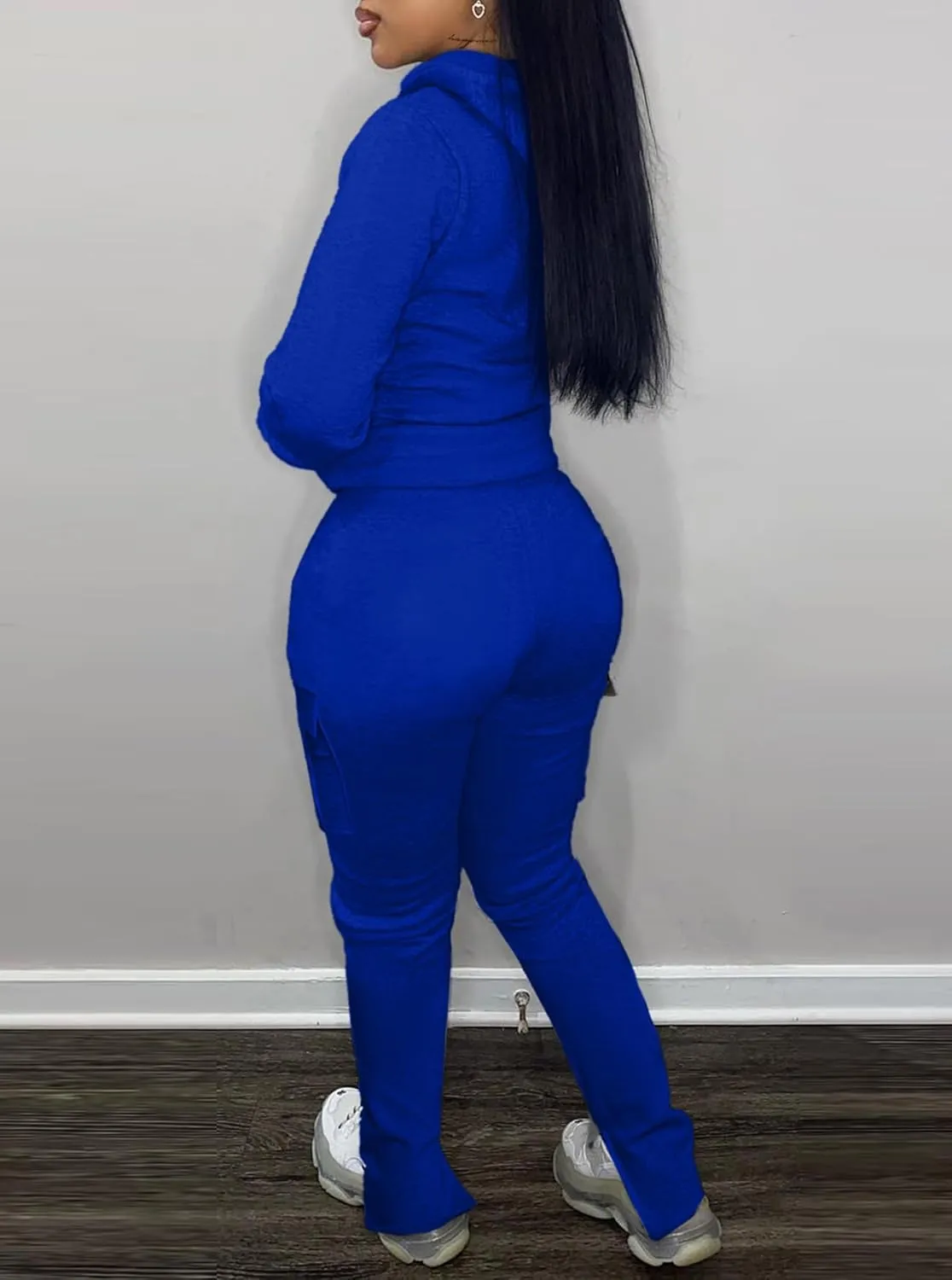 LovelyWholesale Women 2 Piece Outfits Long Sleeve Hoodies and Cargo Joggers Sweatsuit Sets