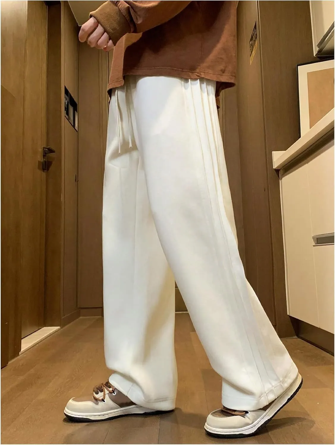 Verdusa Men's Drawstring Waist Straight Leg Textured Pants Long Trousers