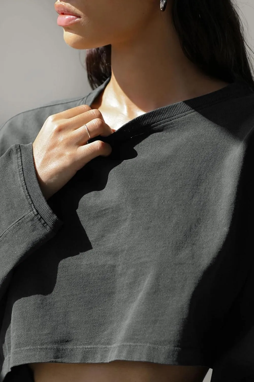 Women Long Sleeve Cropped Sweat Shirts Drop Shoulder Oversized Crewneck Y2k Tees Pullover Tops