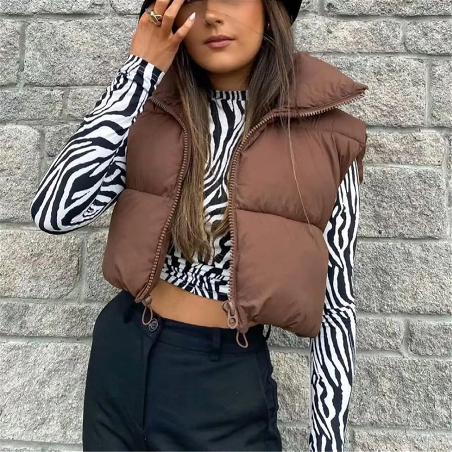Zempertoopa Women’s Crop Puffer Vest Sleeveless Lightweight Down Jacket Quilted Solid Color Outwear Padded Winter Warm Gilet